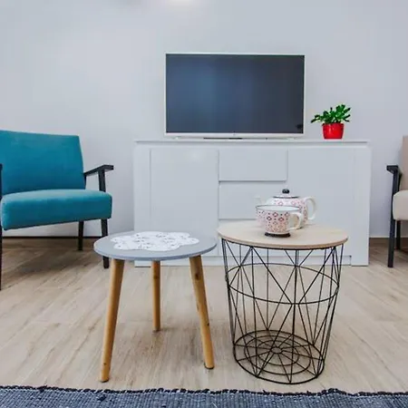 San Francis * חוואר